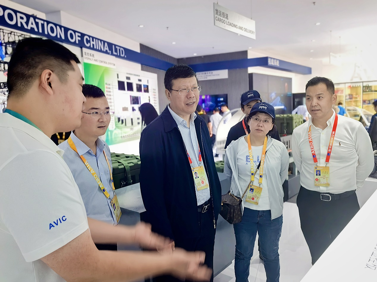 長(zhǎng)春航空展考察團(tuán)赴珠海參觀(guān)調(diào)研2023亞洲通用航空展